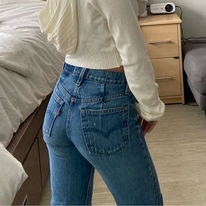 levi’s straight leg jean